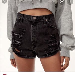 - True 80’s vintage thrashed cut off wrangler jean shorts